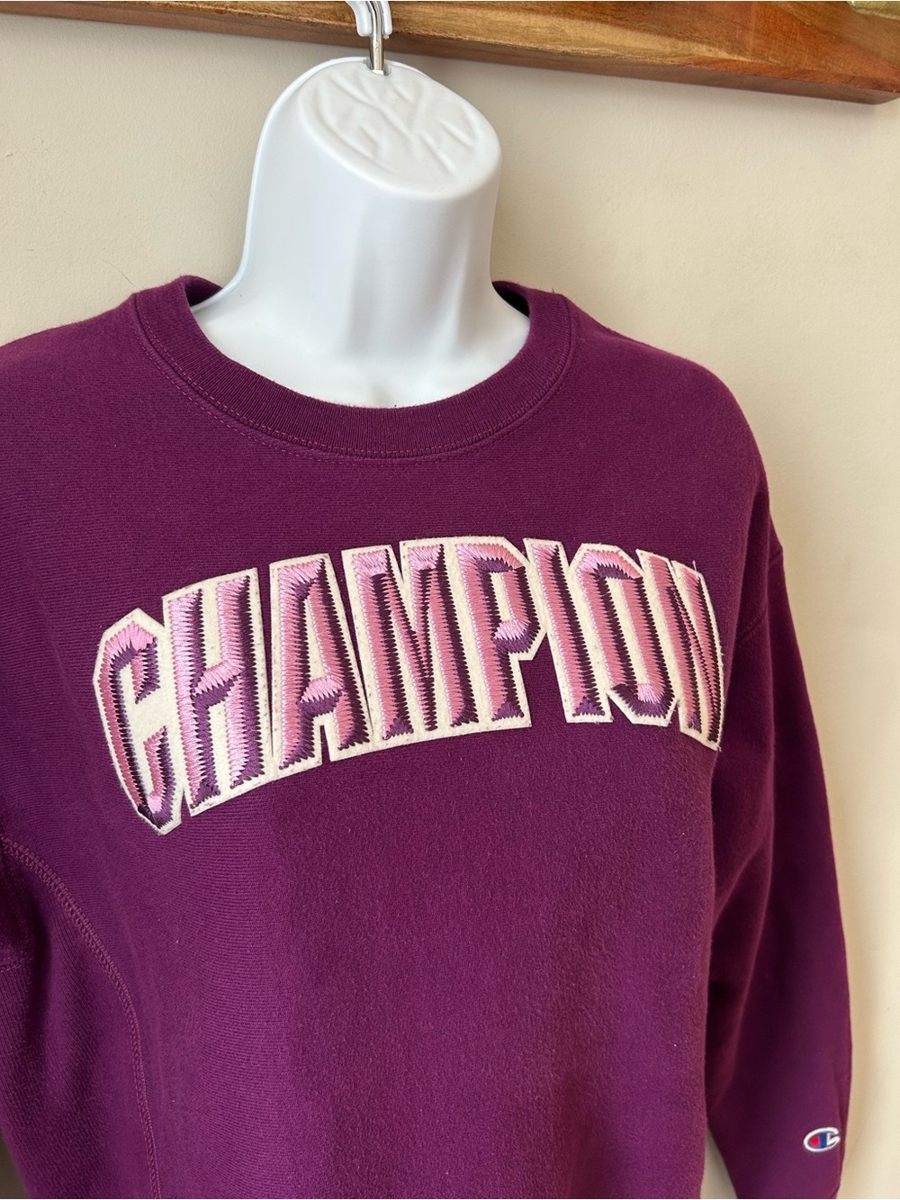 Y2K Champion Reverse Weave Plum Purple Crewneck Athletic Streetwear Vintage